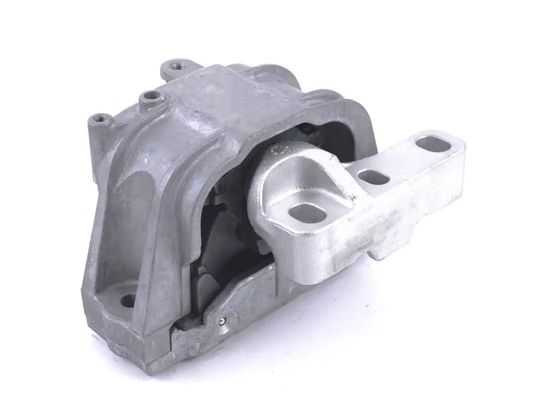 8J0199262 Motor Parçaları Motor Montu