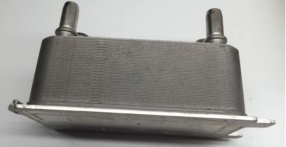 LR036354 Motor Parçaları Yağ Soğutucu