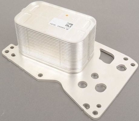 11428507626 Motor Parçaları BMW Yağ Soğutucu