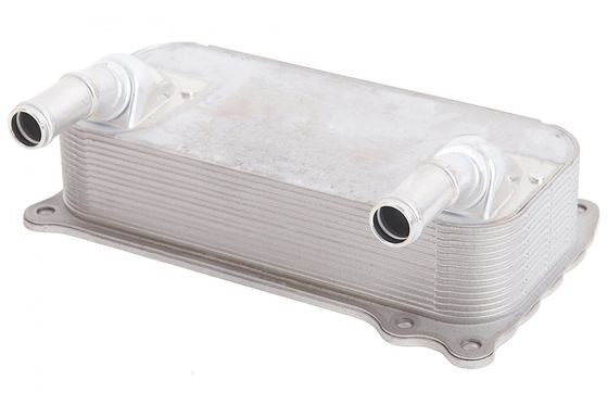 9A110745010 Motor Parçaları Yağ Soğutucu