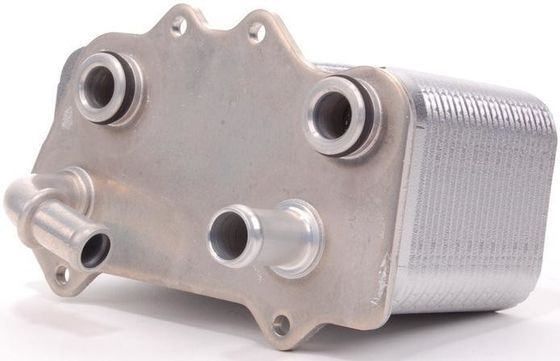 99630701750 Motor Parçaları Porsche 911 için Dönüştürme Yağı Soğutucu (996)