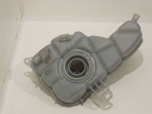 4H0121403G Motor Parçaları Genişleme Tankı